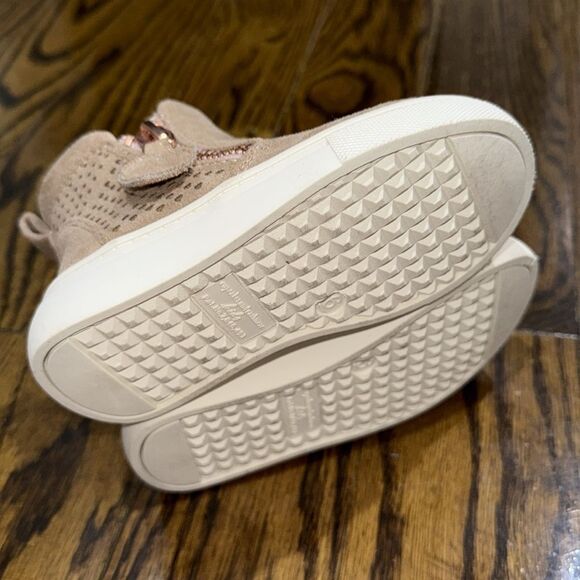 Cupcakes & Cashmere Tan Glitter Ankle Boots with Side Zipper 6 - Picture 7 of 7